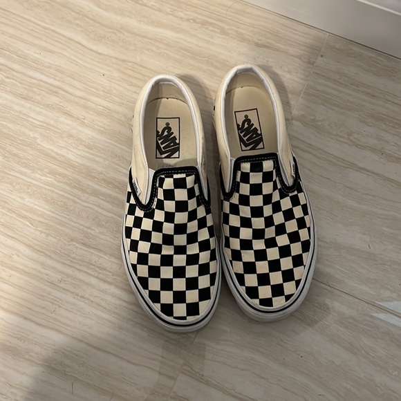 Vans Shoes - Checkered vans
